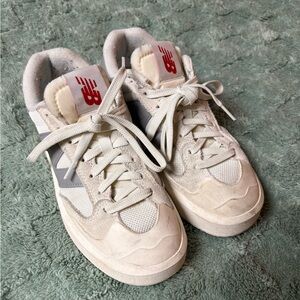 New balance shoes
